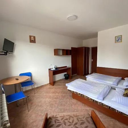 民宿 Turysta 里沃